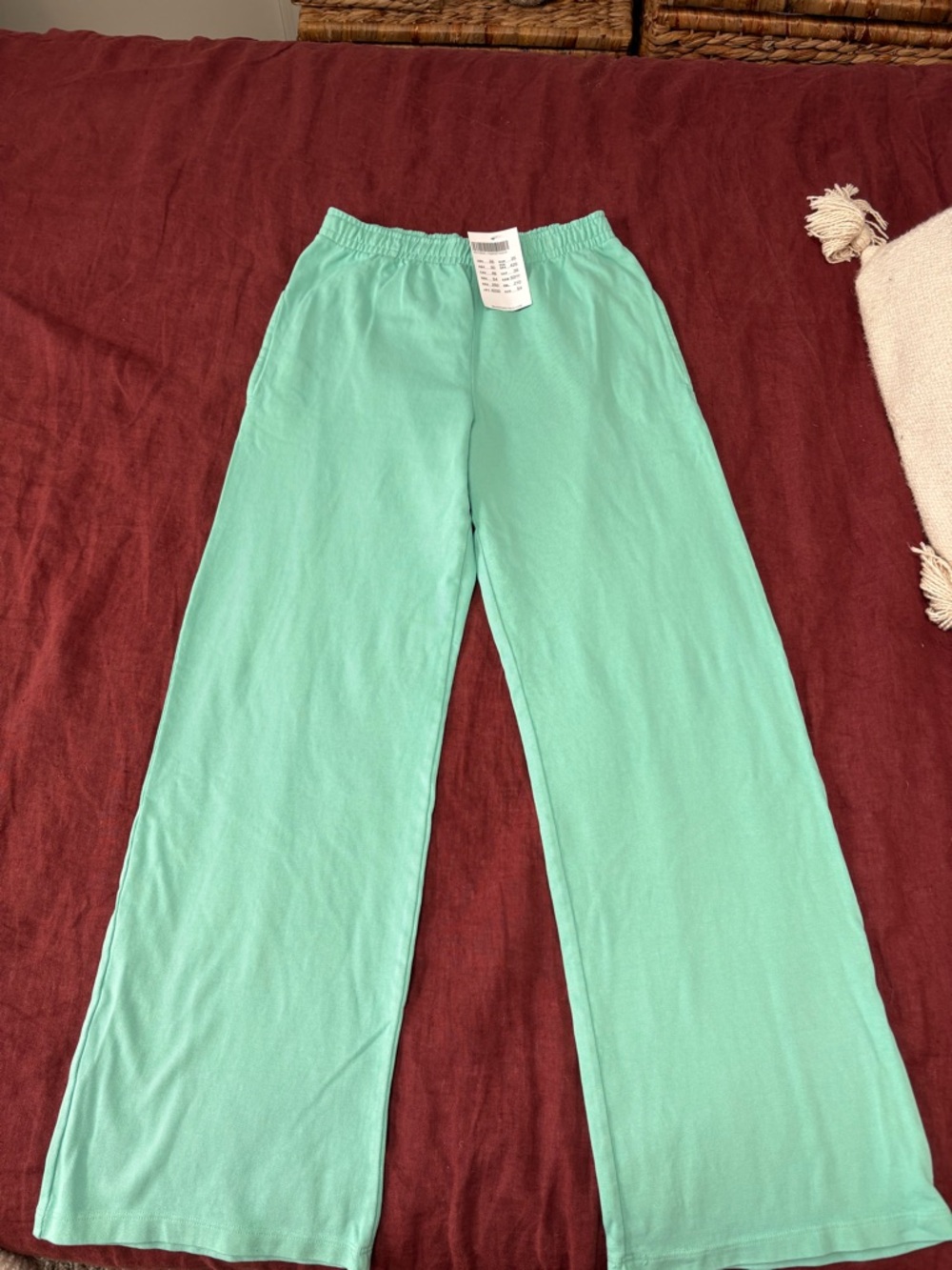 Brandy Melville Anastasia Sweatpants NWT
